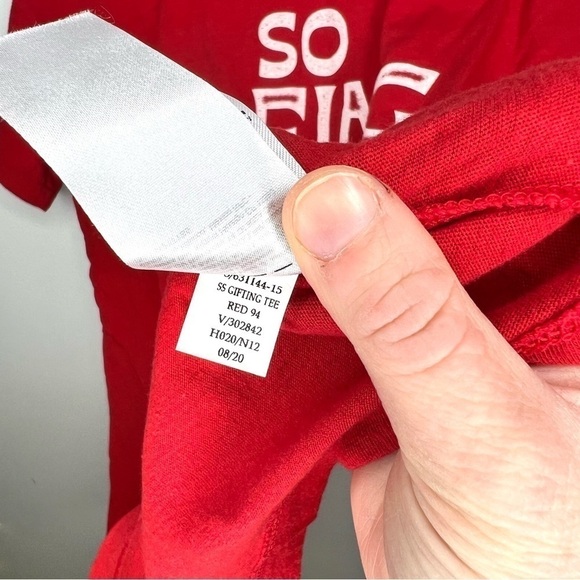 Old Navy So Elfing Merry Pun Funny Layering T-Shirt Short Sleeve Medium NWT - Picture 9 of 11